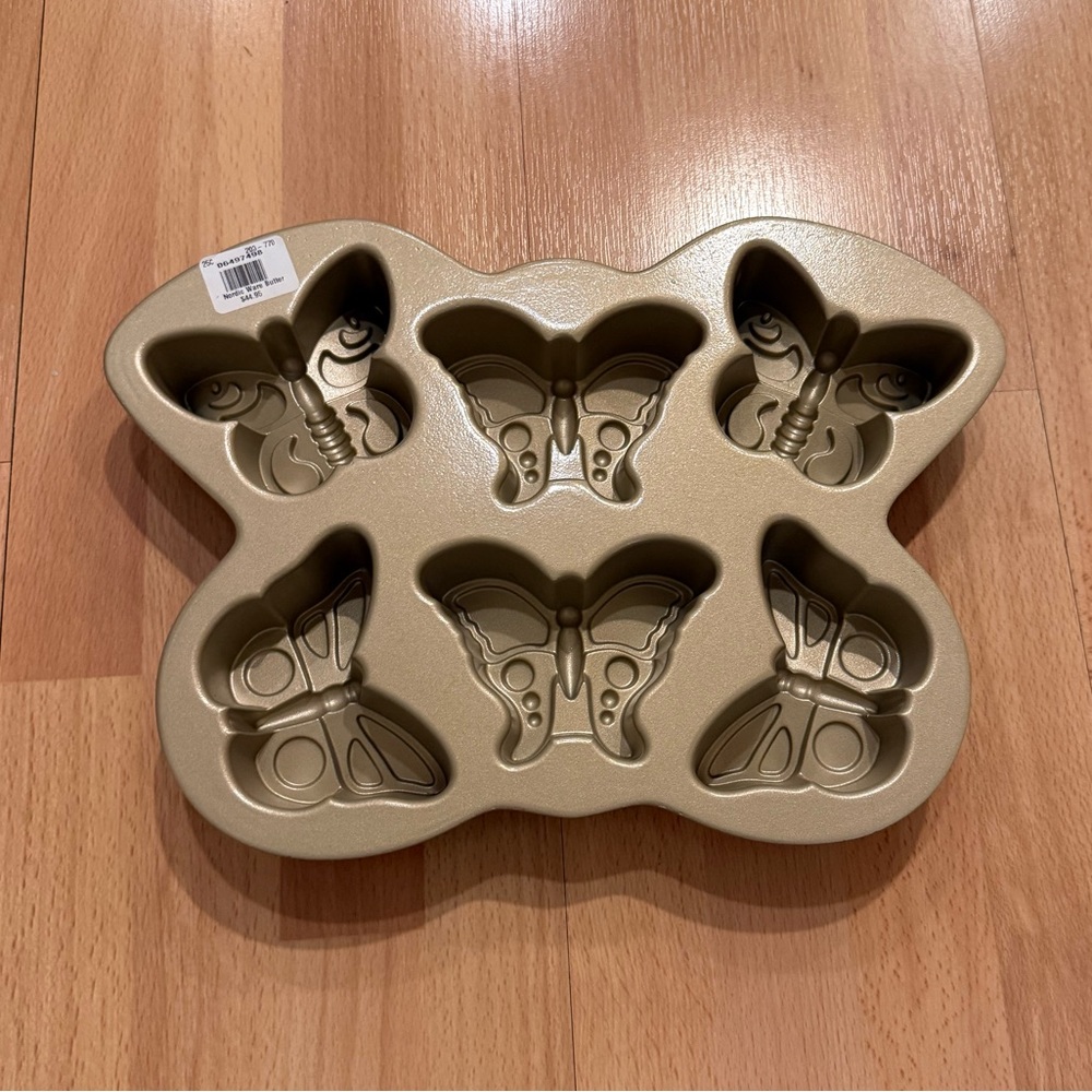 Butterfly Shaped Baking Pan